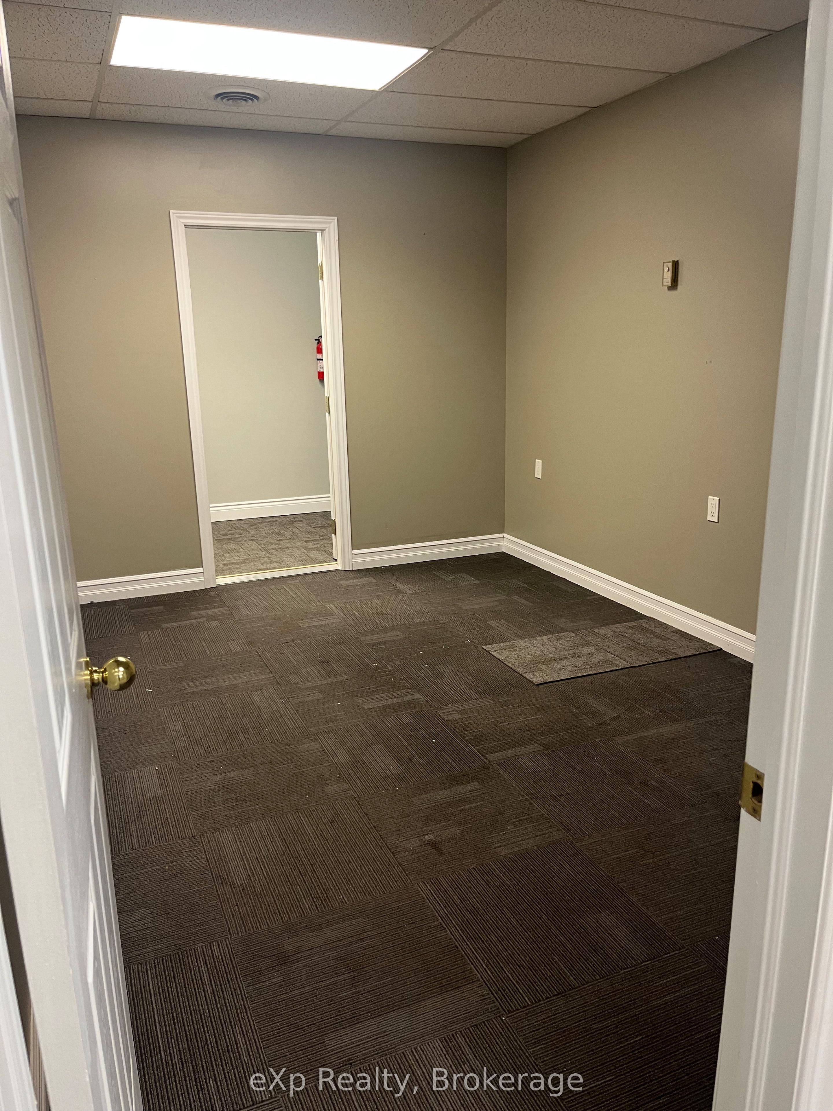 Commercial Lease in Kincardine 2