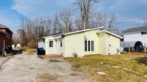 26 George Ave, Wasaga Beach, ON, L9Z2X9 | Card Image