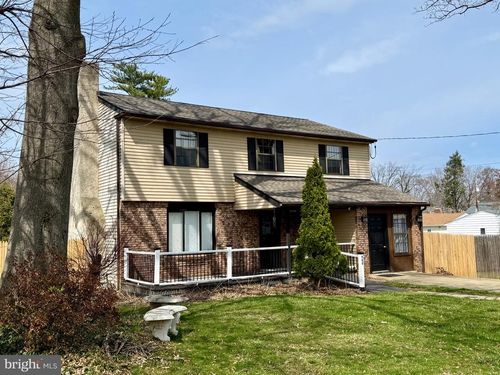 988 Baxter Ave, BENSALEM, PA, 19020-5658 | Card Image