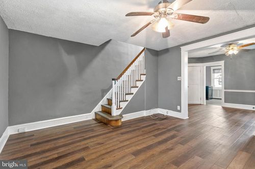 7253 Clinton Rd, UPPER DARBY, PA, 19082-5103 | Card Image