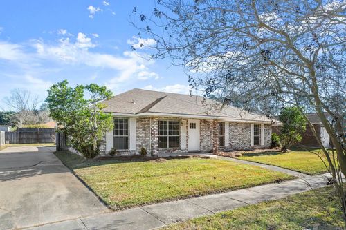 5140 Mccormick Ave, Greenwell Springs, LA, 70739-3424 | Card Image