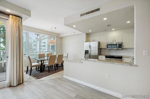 unit-207-3890 Nobel Dr, San Diego, CA, 92122-5775 | Card Image