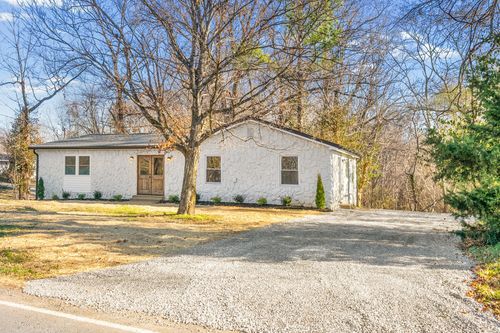 315 Rossview Rd, Clarksville, TN, 37043-5639 | Card Image