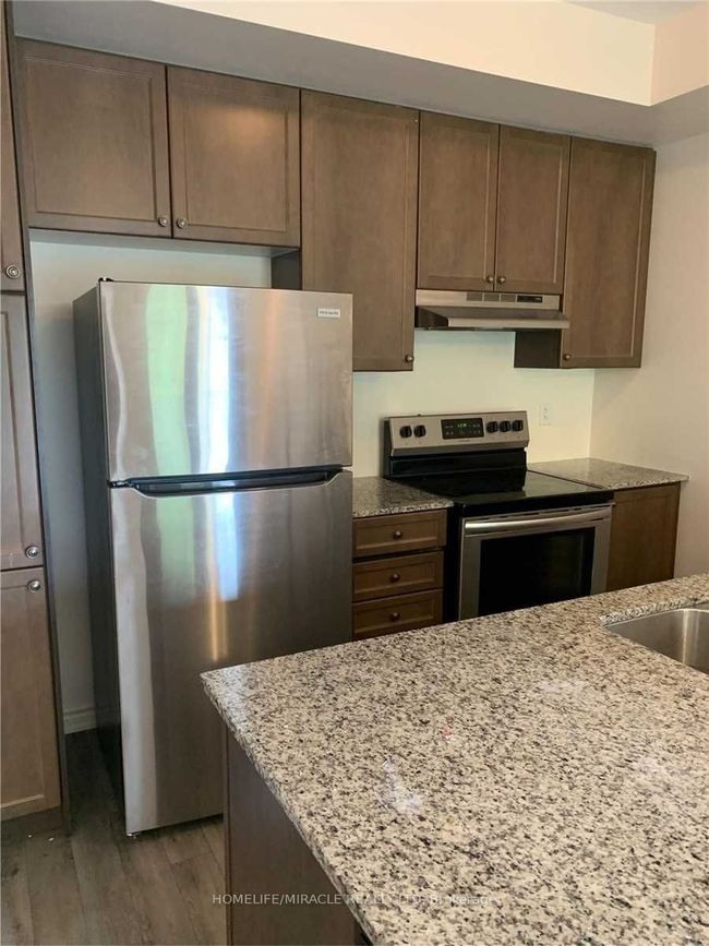 7 - 240 Lagerfeld Dr, Condo with 2 bedrooms, 2 bathrooms and 1 parking in Brampton ON | Image 8