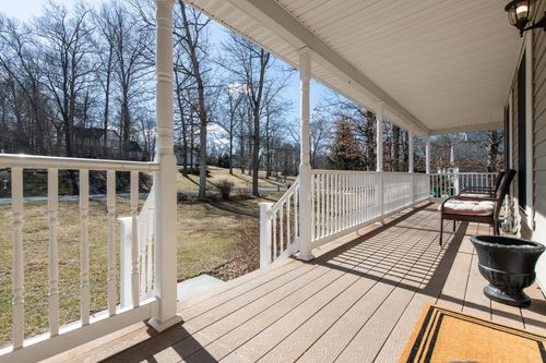 18 Shadowood Dr, East Fishkill, NY, 12533-5178 | Card Image