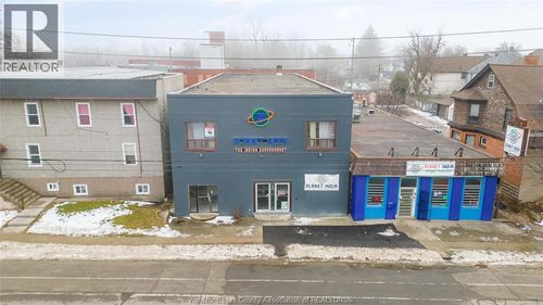 831 University Avenue, Windsor, ON, N9A5S1 | Card Image