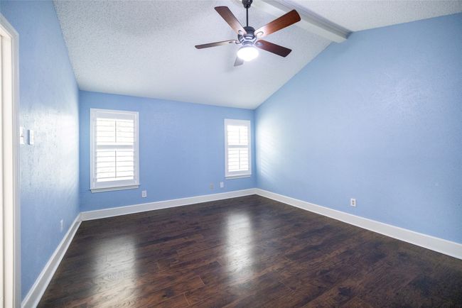 Primary Bedroom | Image 25