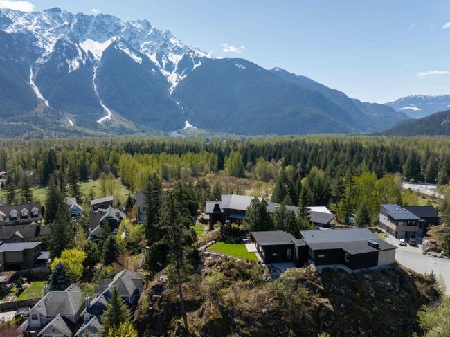 1764 Pinewood Drive, House other with 5 bedrooms, 4 bathrooms and 5 parking in Pemberton BC | Image 26