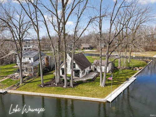 12240 N Mariposa Cir, Syracuse, IN, 46567-8773 | Card Image