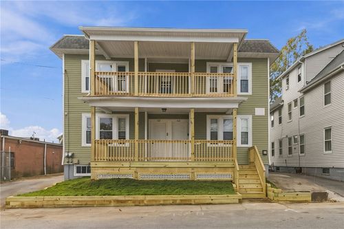 172 Eldridge St, Cranston, RI, 02910-1608 | Card Image