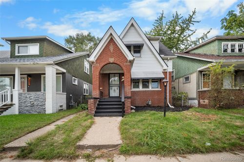 19263 Gallagher St, Detroit, MI, 48234-1607 | Card Image