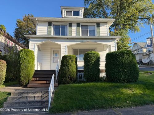 1002 Monroe Ave, Scranton, PA, 18510-1104 | Card Image
