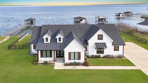 2207 Lakeview Lndg, Corsicana, TX, 75109-0837 | Card Image