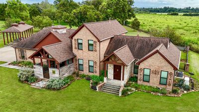 Welcome to 100 Pecan Grove in beautiful Brazos Country | Image 1