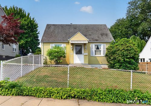 50 Summit Ave, East Haven, CT, 06512-3431 | Card Image