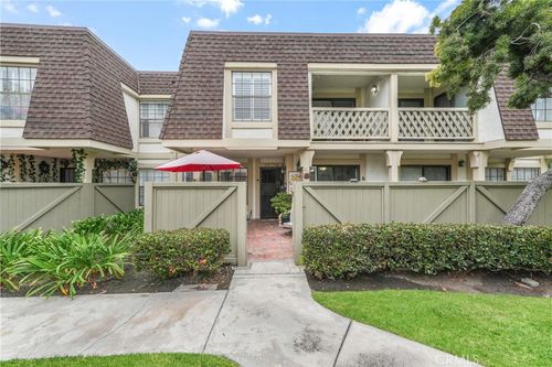 51-15110 Henley Dr, Westminster, CA, 92683-6456 | Card Image