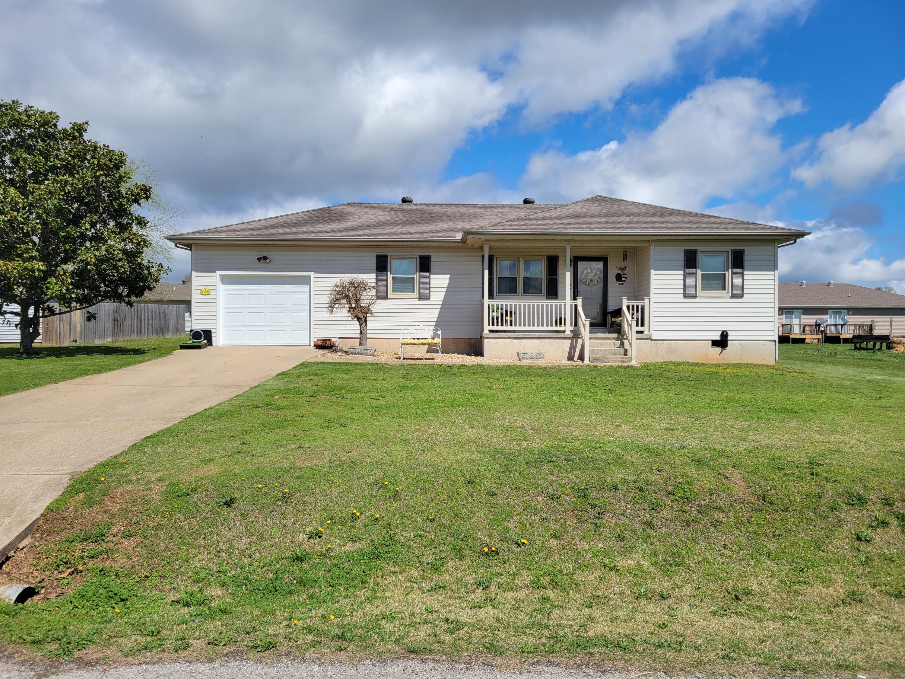 Stewart St, West Plains, MO 65775
