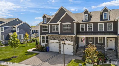 71 Valentino Dr, Old Bridge, NJ, 08857-3847 | Card Image