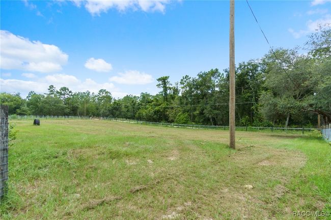 4981 171 St Ct, House other with 3 bedrooms, 2 bathrooms and 5 parking in Dunnellon FL | Image 33