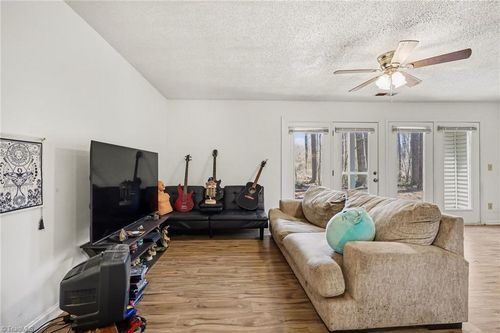 b-2326 W Vandalia Road, Greensboro, NC, 27407 | Card Image