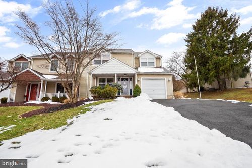 105 S Timber Rd, SOUTHAMPTON, PA, 18966-2827 | Card Image