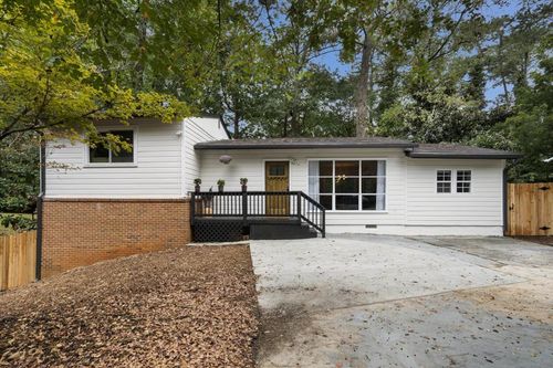 2016 Spring Rd Se, Smyrna, GA, 30080-2528 | Card Image