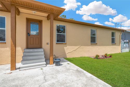 808 1st Ave Ne, RUSKIN, FL, 33570-4006 | Card Image