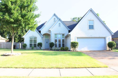 7883 Pips Ridge Ln, Bartlett, TN, 38133-5817 | Card Image