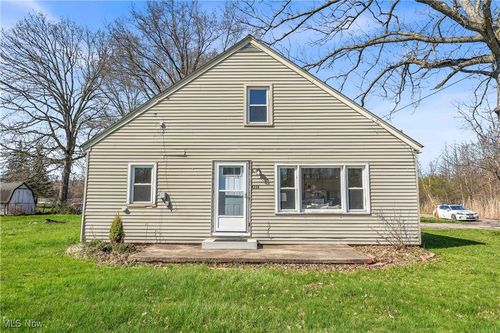 4238 Laurel Rd, Lorain, OH, 44055-3339 | Card Image