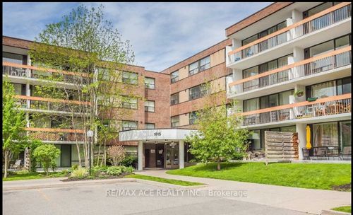 111-1815 O'Connor Dr, North York, ON, M4A2P9 | Card Image