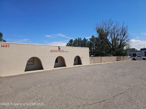 1607 W Aztec Blvd, Aztec, NM, 87410-1805 | Card Image