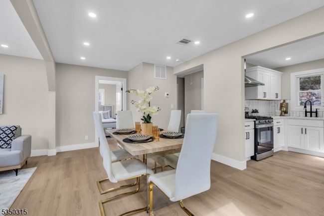212 Lakeview Ave, House other with 2 bedrooms, 1 bathrooms and null parking in Ringwood NJ | Image 6