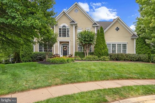 15006 Ransom Oaks Ct, GAINESVILLE, VA, 20155-3211 | Card Image