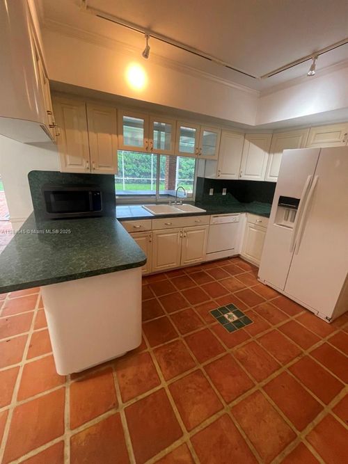 7185 Sw 101st St, Pinecrest, FL, 33156-3247 | Card Image