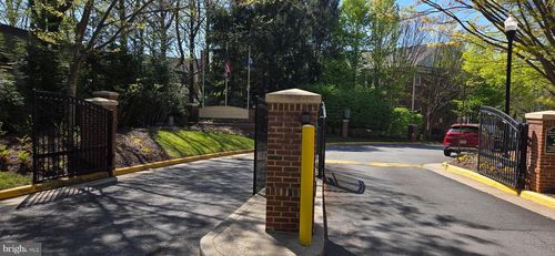 apt-201-1526 Northern Neck Dr, VIENNA, VA, 22182-5539 | Card Image