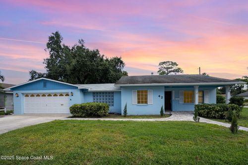 42 N Fernwood Dr, Rockledge, FL, 32955-2910 | Card Image