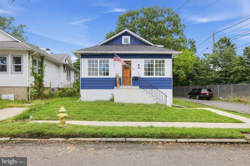 16 Merion Ter, COLLINGSWOOD, NJ, 08108-1010 | Card Image
