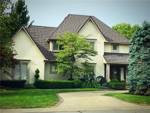 12502 Delmar St, Leawood, KS, 66209-2243 | Card Image