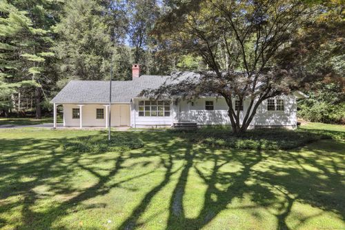 8 Fairview Ln, Wilton, CT, 06897-2101 | Card Image