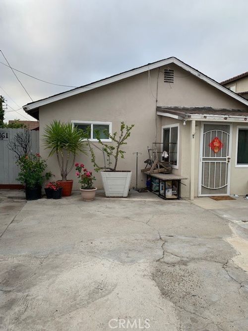 7161 Main St, Westminster, CA, 92683-4211 | Card Image