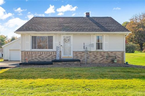 516 48th St Sw, Canton, OH, 44706-4452 | Card Image