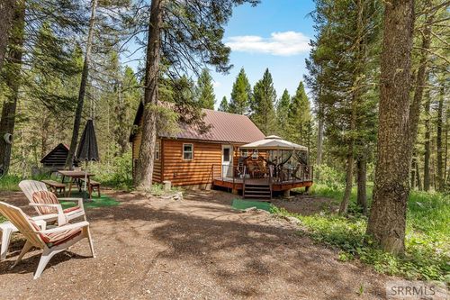 4132 Beaver Springs Rd, Island Park, ID, 83429-5089 | Card Image
