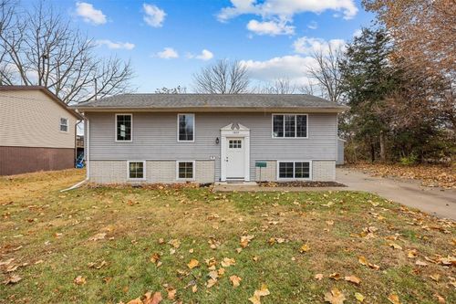 1809 Deforest Ave, Iowa City, IA, 52240-3101 | Card Image