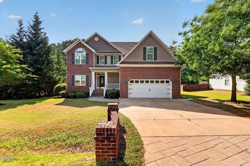 133 Summit Overlook Dr, Clayton, NC, 27527-9246 | Card Image
