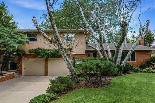 2599 Sonata Dr, Columbus, OH, 43209-3212 | Card Image