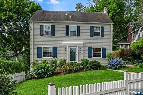 138 Alexander Ave, Montclair, NJ, 07043-2037 | Card Image