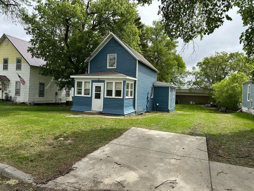 3023 3rd St, Lake Park, MN, 56554-4203 | Card Image