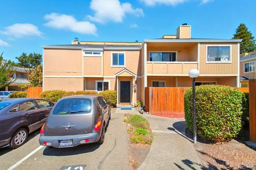 433 Enterprise Dr, Rohnert Park, CA, 94928-2402 | Card Image