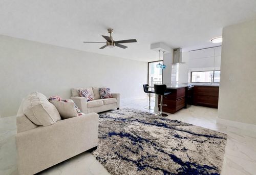 911-16919 N Bay Rd, Sunny Isles Beach, FL, 33160-4253 | Card Image
