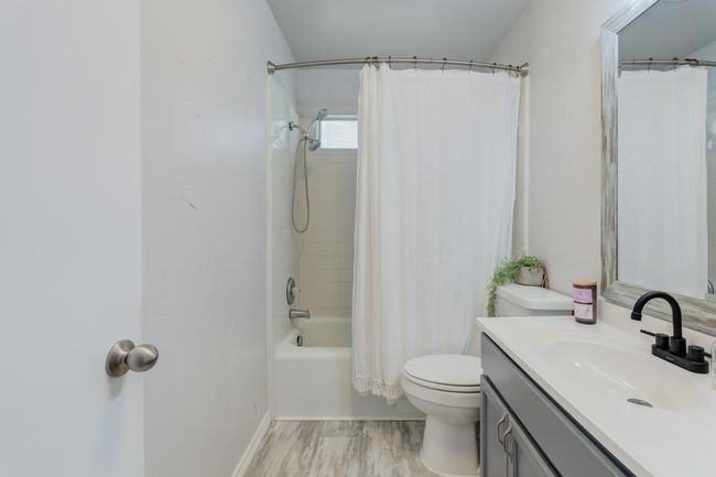 58 E Lakeshore Dr, House other with 5 bedrooms, 4 bathrooms and null parking in Ransom Canyon TX | Image 38